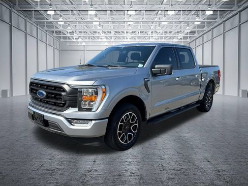Used 2023 Ford F150 XLT w/ Equipment Group 302A High RWD image 3