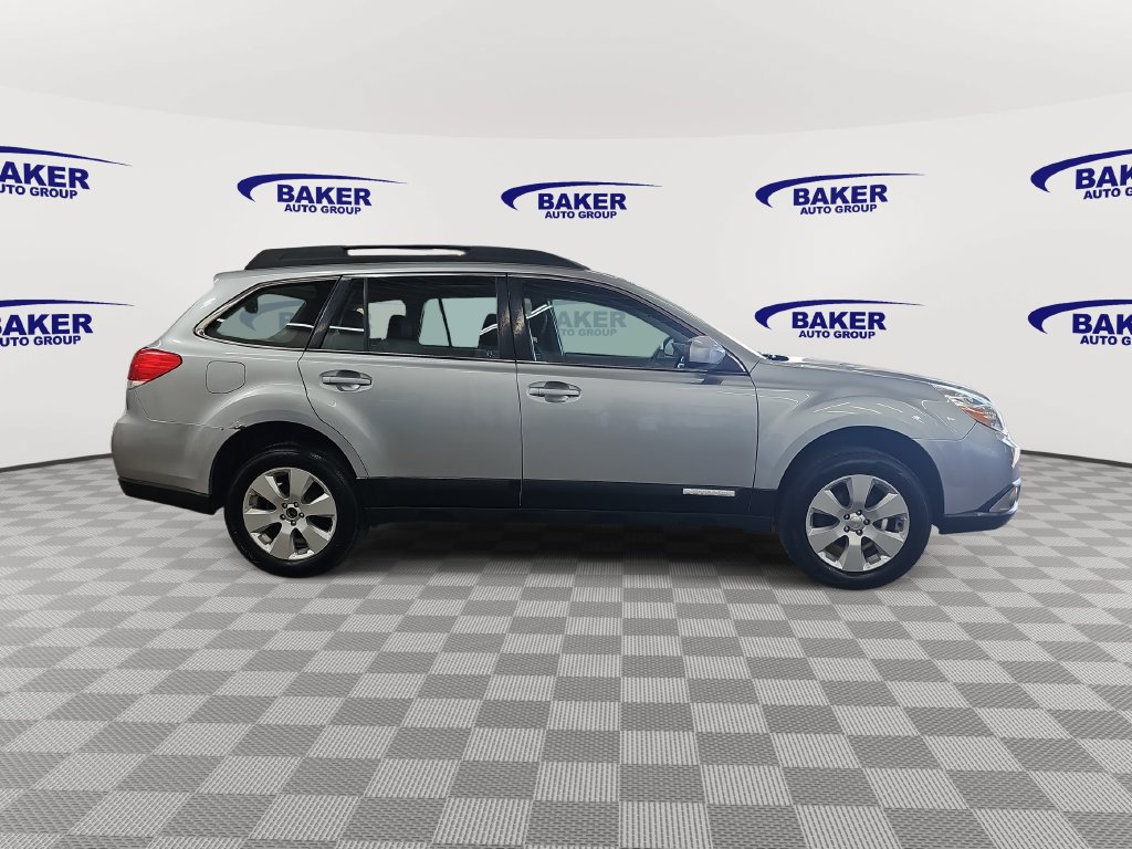 Used 2012 Subaru Outback 2.5i w/ Alloy Wheel Pkg AWD/4WD image 4