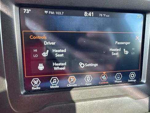 Used 2020 Jeep Renegade Altitude AWD/4WD image 23