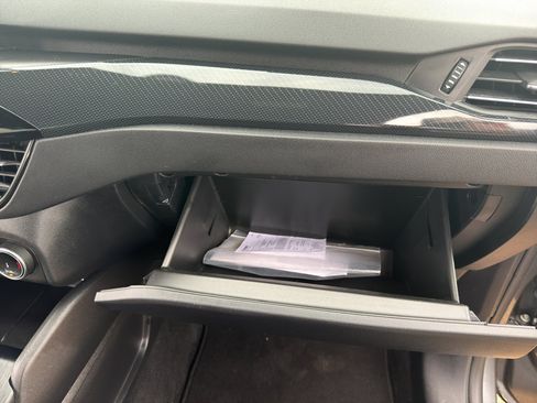 Used 2025 Ford Escape ST-Line image 34