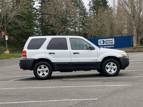 Used 2006 Ford Escape 4WD Hybrid image 6