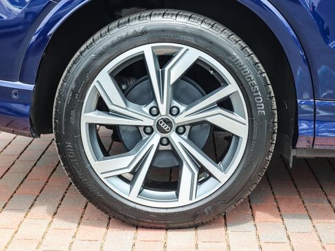 Certified 2023 Audi Q4 e-tron Premium Plus w/ Premium Plus AWD/4WD image 9
