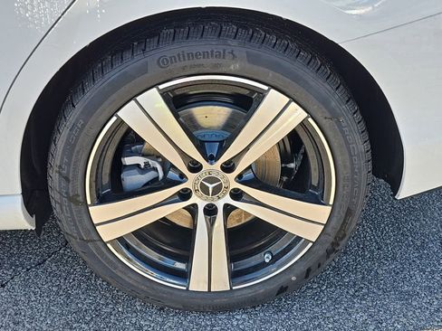 New 2026 Mercedes-Benz C 300 4MATIC Sedan image 10
