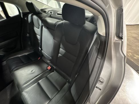 Used 2024 Volvo S60 B5 Plus image 30