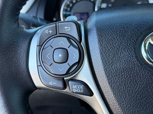 Used 2014 Toyota Camry SE image 21