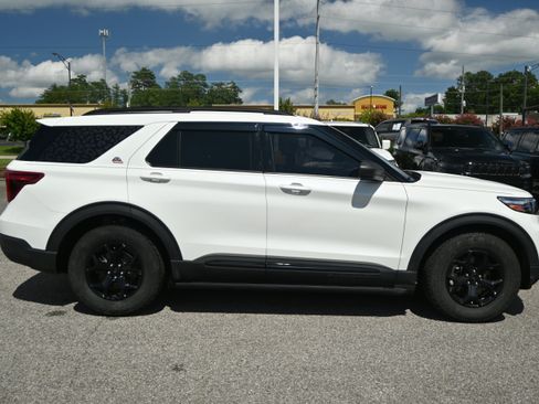 Used 2022 Ford Explorer Timberline AWD/4WD image 11