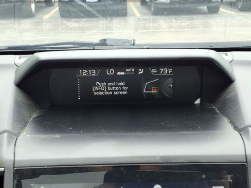 Used 2020 Subaru Crosstrek 2.0i Limited w/ Moonroof Package w/Navigation AWD/4WD image 14