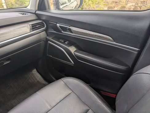 Certified 2020 Kia Telluride EX w/ Towing Package image 27