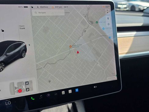 Used 2021 Tesla Model Y Long Range AWD/4WD image 24