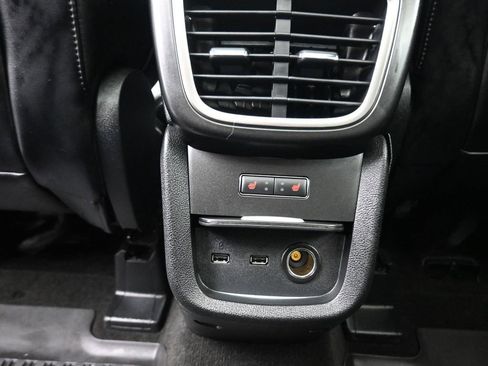 Used 2019 Lincoln Nautilus Select image 36