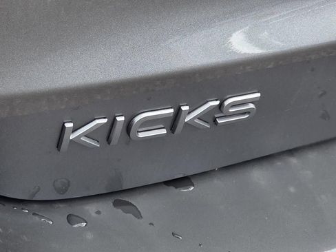 Used 2026 Nissan Kicks SV FWD image 27
