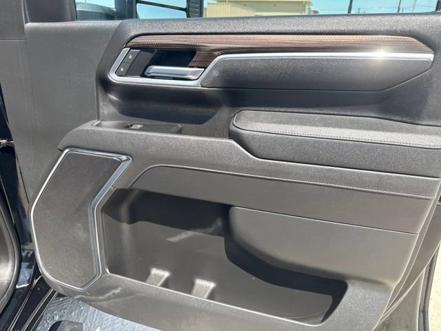 Used 2025 Chevrolet Silverado 2500 LT w/ Convenience Package AWD/4WD image 24