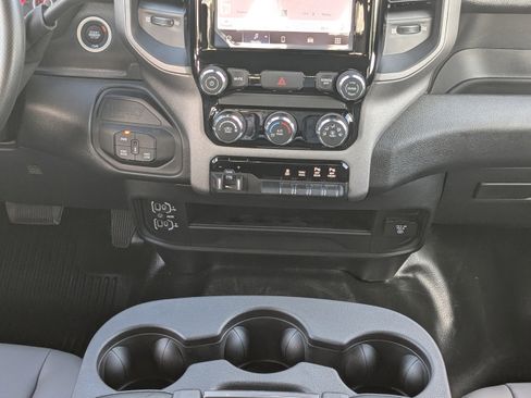 New 2026 RAM 2500 Tradesman AWD/4WD image 18