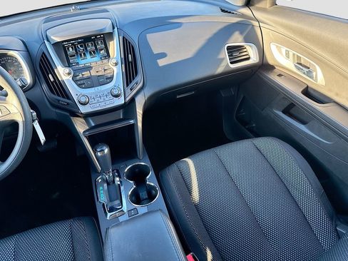 Used 2016 Chevrolet Equinox LS image 27
