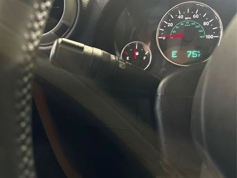 Used 2012 Jeep Wrangler Unlimited Sport AWD/4WD image 26