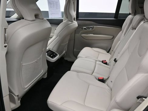 Used 2025 Volvo XC90 B5 Plus w/ Protection Package AWD/4WD image 27