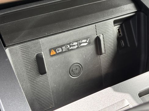 Used 2025 GMC Hummer EV 2X AWD/4WD image 25
