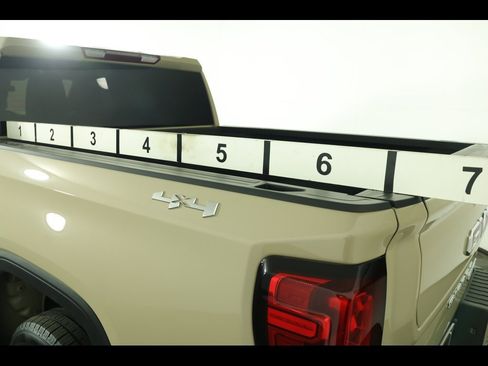 Used 2022 GMC Sierra 1500 Elevation image 22