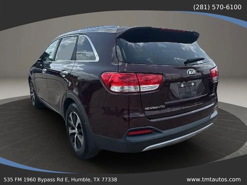 Used 2017 Kia Sorento EX w/ EX Advanced Touring Package FWD image 4