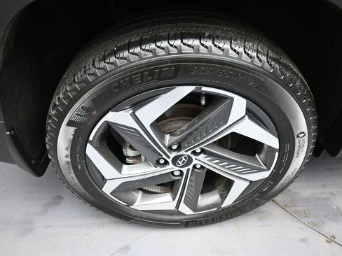 Certified 2023 Hyundai Tucson Limited image 12
