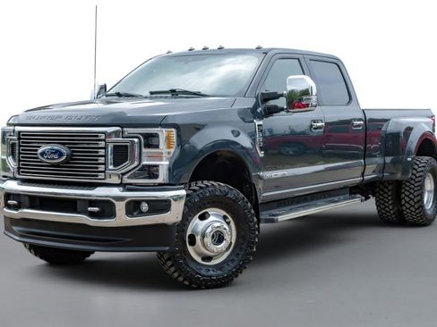 Used 2021 Ford F350 Lariat w/ Lariat Ultimate Package AWD/4WD image 4