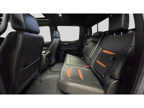 Used 2024 GMC Sierra 1500 AT4 w/ AT4 Premium Package AWD/4WD image 16