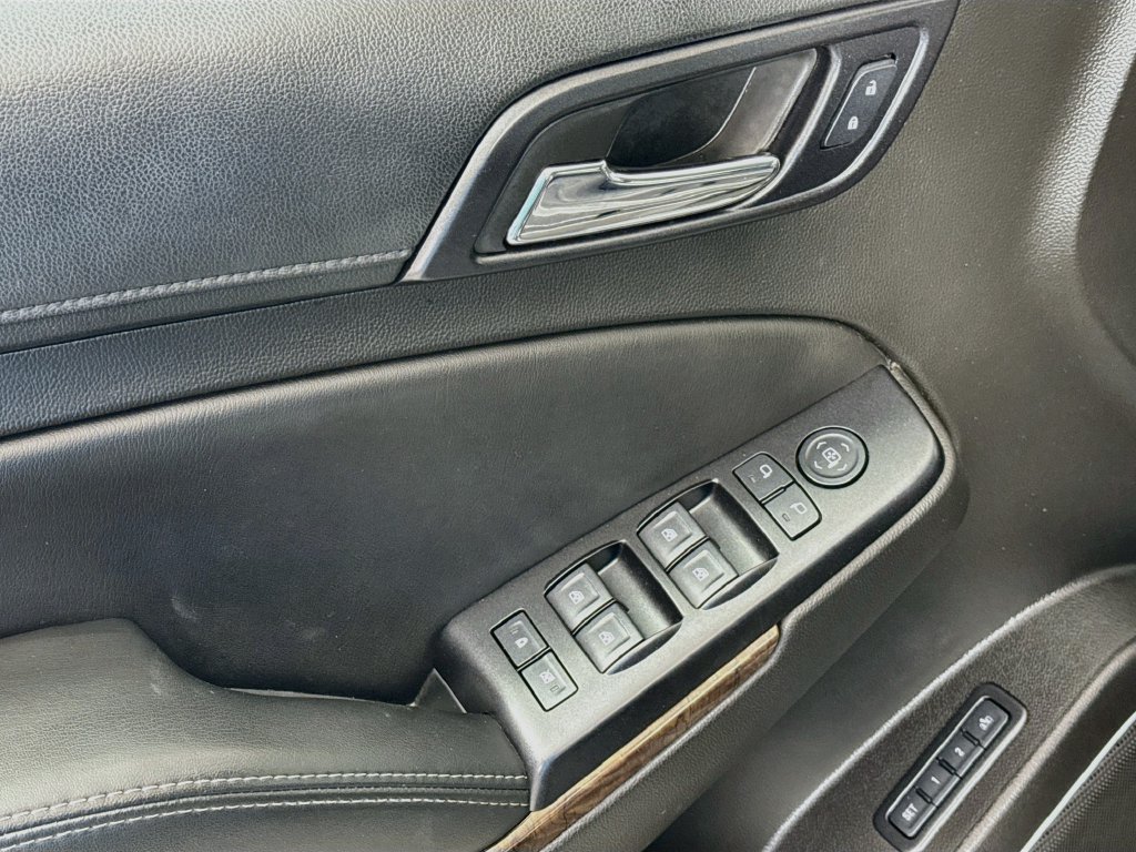 Used 2017 Chevrolet Tahoe LT RWD image 18