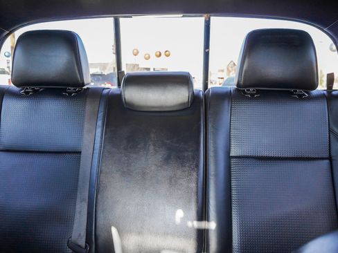 Used 2018 Toyota Tacoma TRD Sport image 22