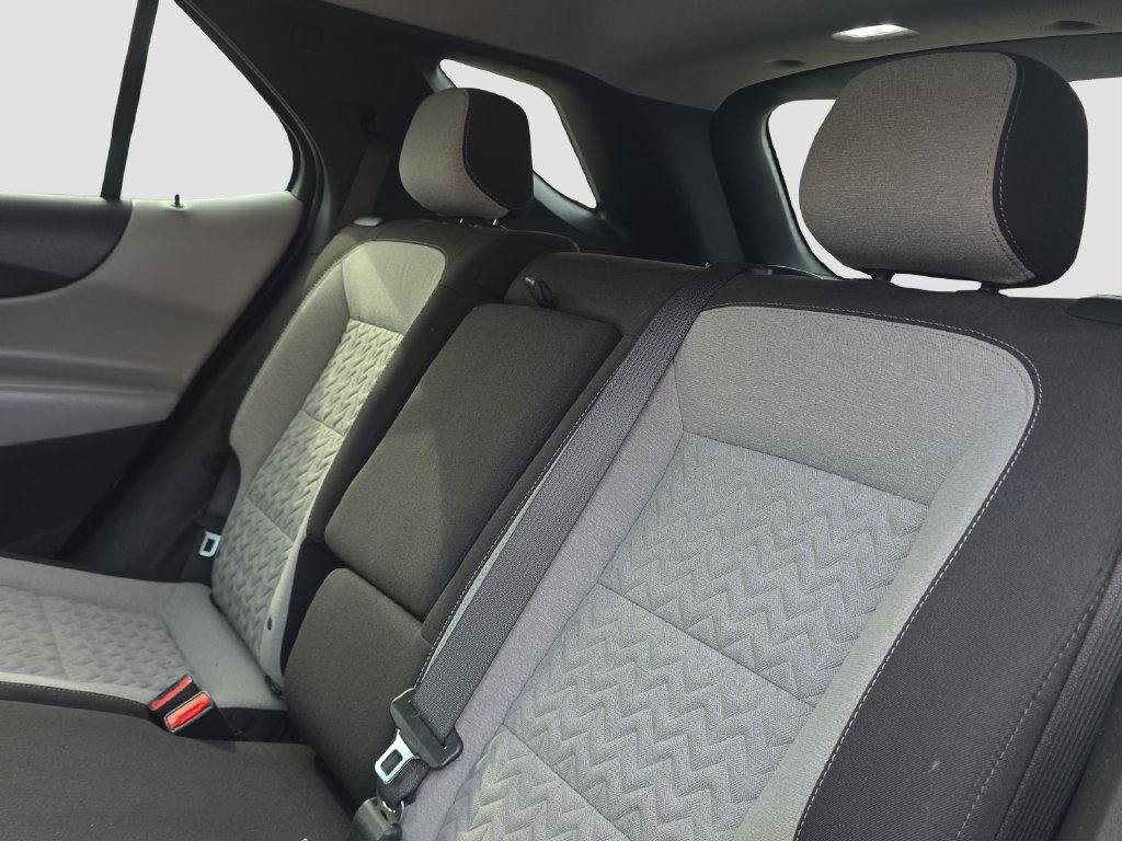 Used 2022 Chevrolet Equinox LT AWD/4WD image 12