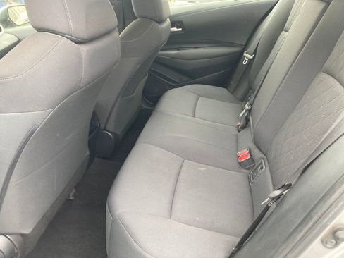 Used 2020 Toyota Corolla LE image 29