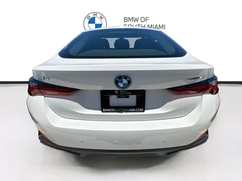 Certified 2025 BMW i4 eDrive40 w/ Parking Assistance Package RWD image 4