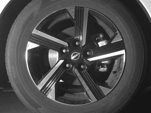 Used 2025 Nissan Sentra SV image 13