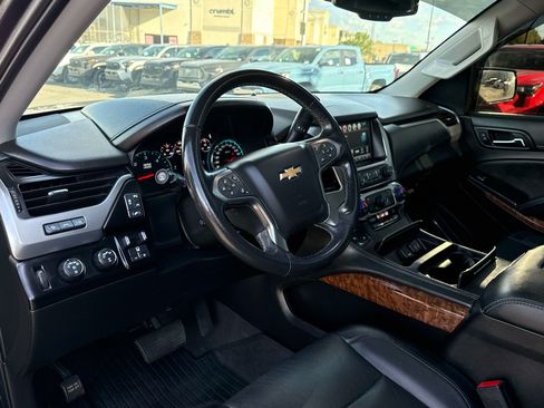 Used 2020 Chevrolet Tahoe Premier AWD/4WD image 10