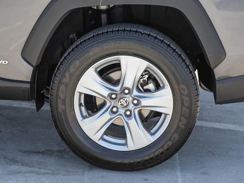 Certified 2025 Toyota RAV4 XLE AWD/4WD image 12