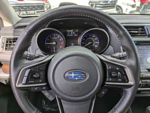 Used 2018 Subaru Outback 3.6R Touring w/ Popular Package #3 image 27