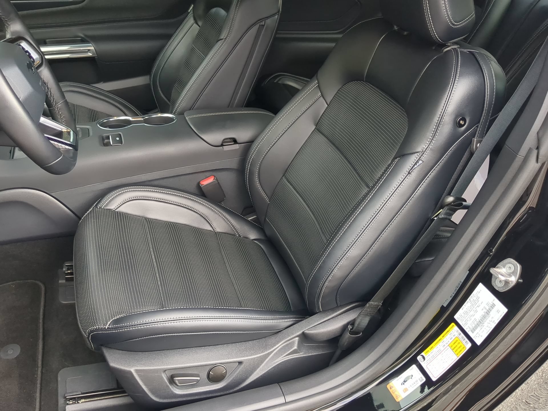 Used 2025 Ford Mustang GT RWD image 56