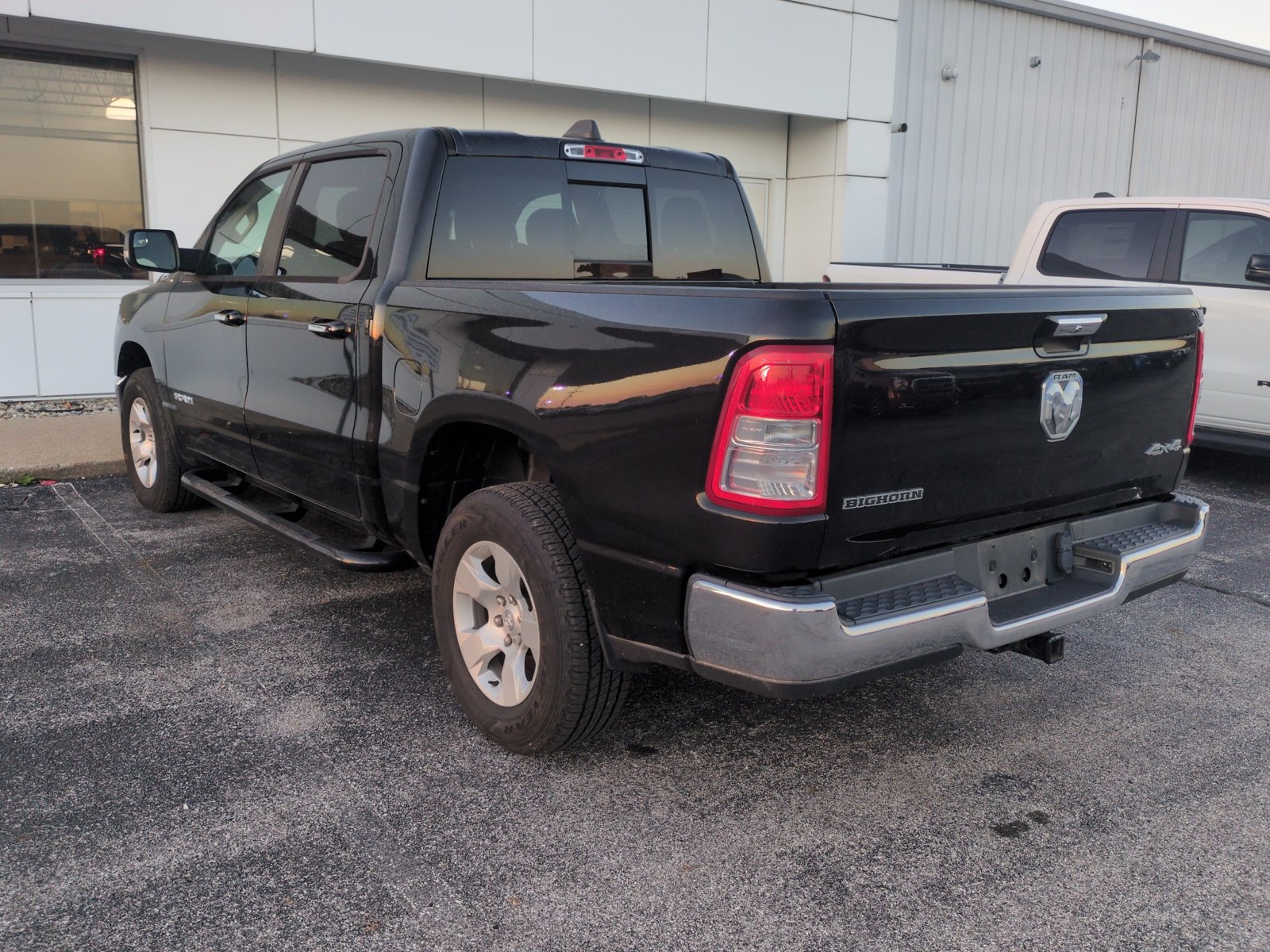 Used 2019 RAM 1500 Big Horn AWD/4WD image 7