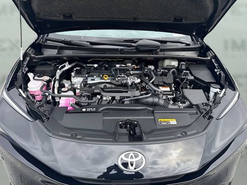 Used 2026 Toyota Prius XLE FWD image 24