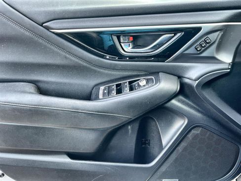 Used 2021 Subaru Outback Limited image 28