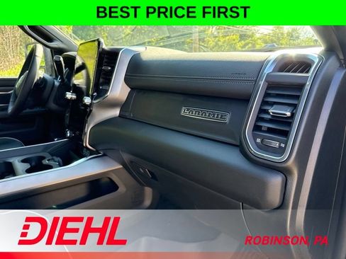 New 2026 RAM 3500 Laramie AWD/4WD image 19
