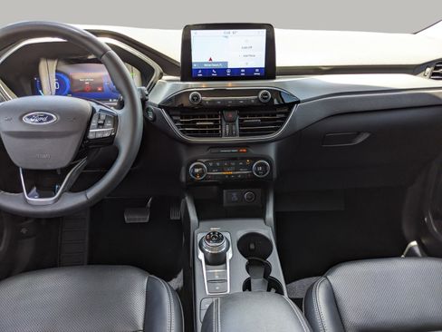 Used 2021 Ford Escape Titanium FWD image 19