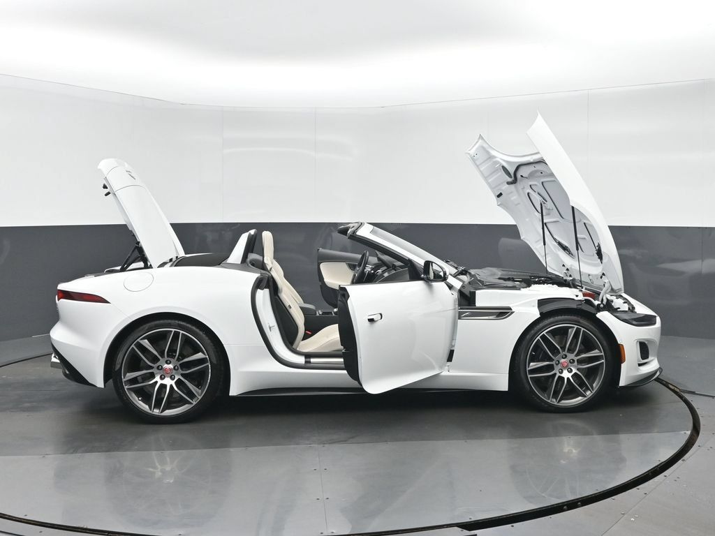 Used 2023 Jaguar F-TYPE R-Dynamic AWD/4WD image 35