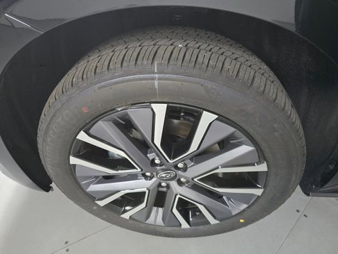 New 2026 Subaru Solterra image 11