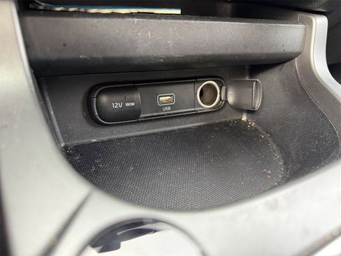 Certified 2023 Kia Seltos LX image 28