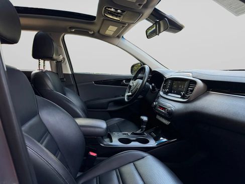 Used 2020 Kia Sorento EX FWD image 34