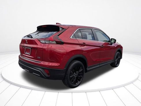 Used 2022 Mitsubishi Eclipse Cross LE AWD/4WD image 3