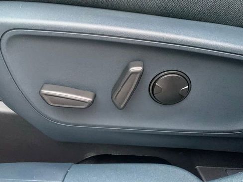 New 2025 Ford Maverick XLT w/ XLT Luxury Package image 12