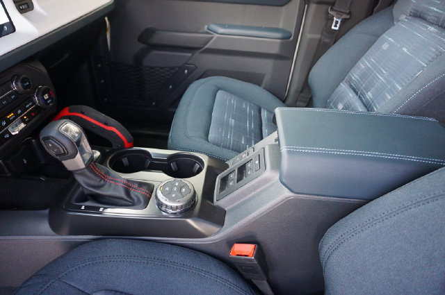 New 2026 Ford Bronco Heritage Edition AWD/4WD image 28