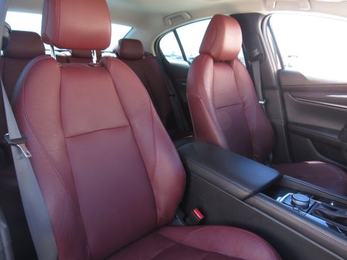 Used 2024 MAZDA MAZDA3 s image 11