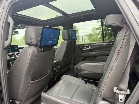 Used 2023 Chevrolet Tahoe RST w/ Luxury Package AWD/4WD image 10